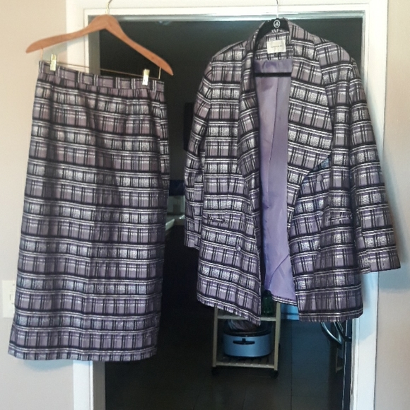 two-piece dress suit - Picture 2 of 3